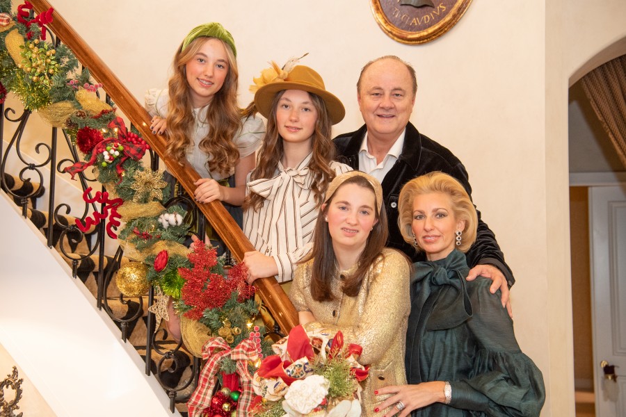 2024 Christmas Card Photo 12